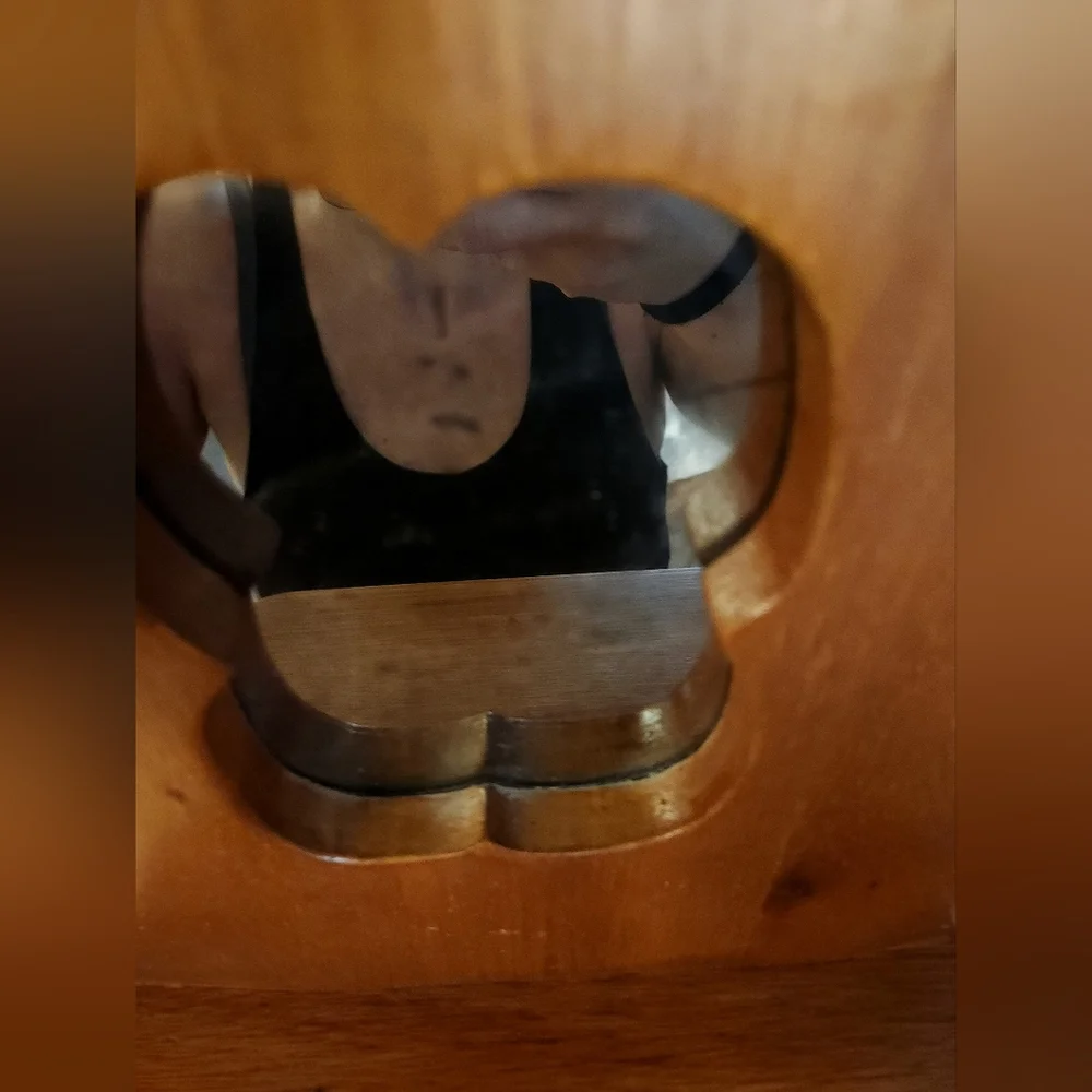 🔨 Vintage 1950s Wooden Angel Mirrored Shelf